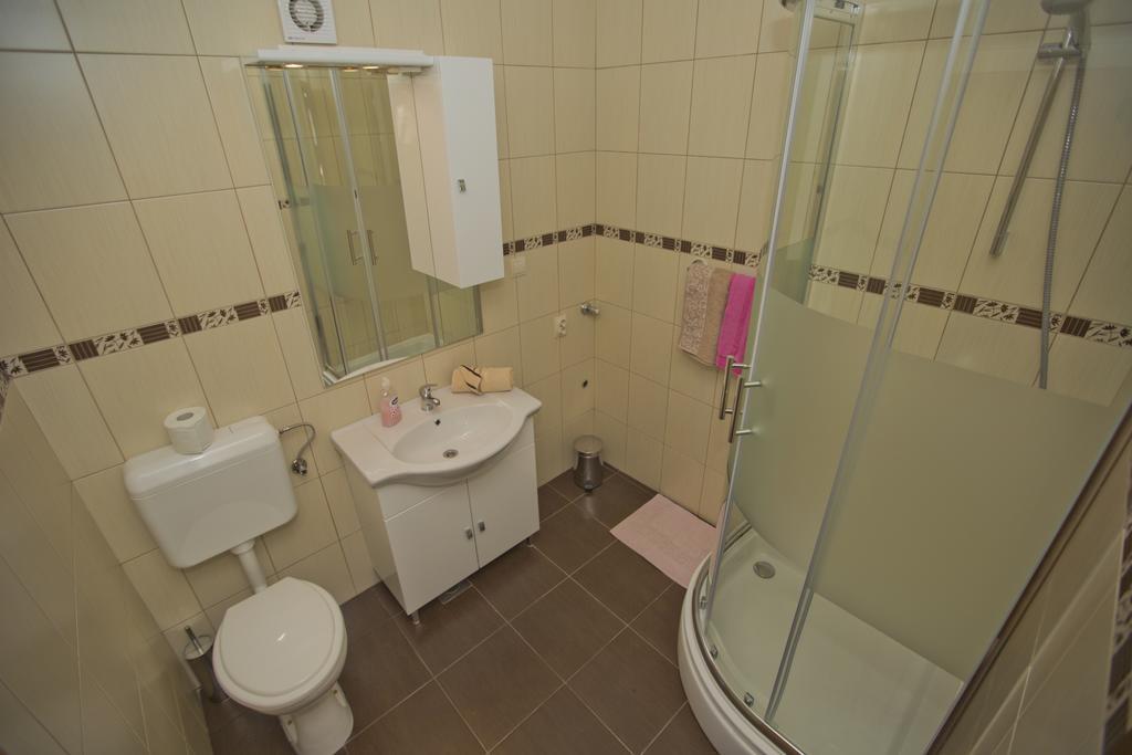 Apartmani Vini Hvar Town Luaran gambar