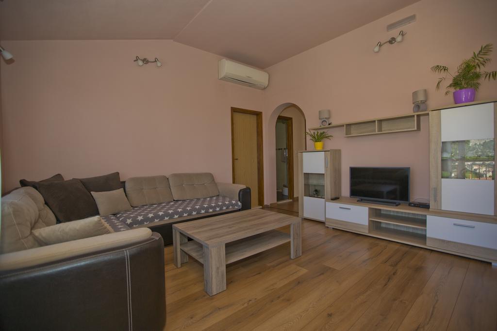 Apartmani Vini Hvar Town Luaran gambar