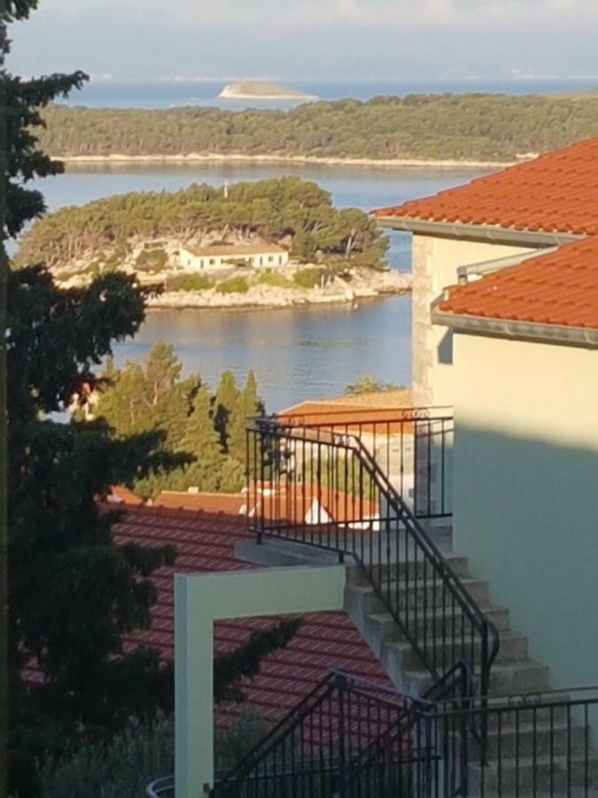 Apartmani Vini Hvar Town Luaran gambar